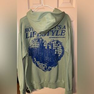 Hot Mess Alix Earle Merch Set